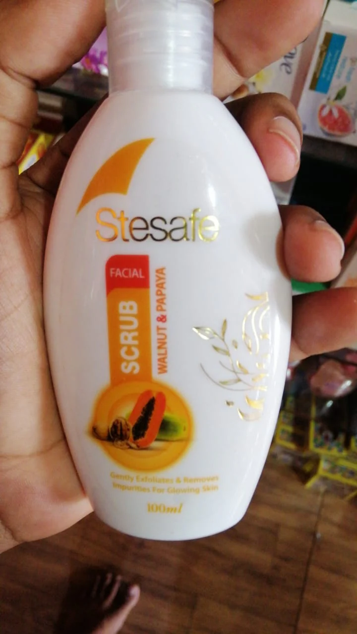 Stesafe Papaya Facial Cleanser - 225ml