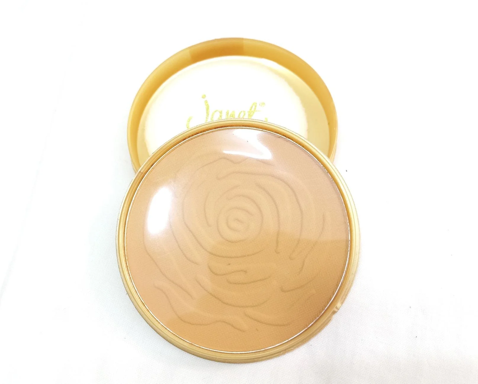 Janet Make Up Pancake Chinese No 09 - 20g